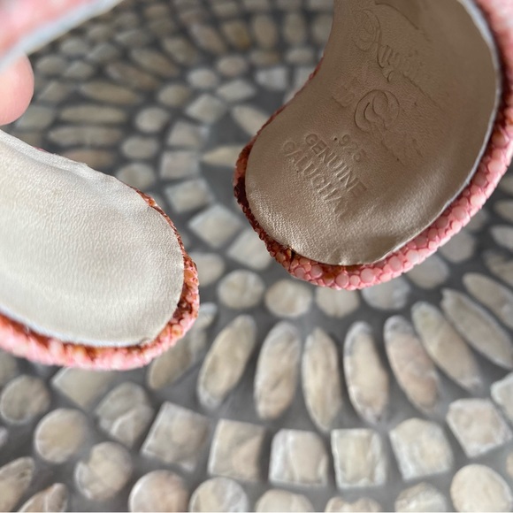 ANGELIQUE DE PARIS Pink Leather Cuff Sterling Crystals Stingray - Picture 6 of 7